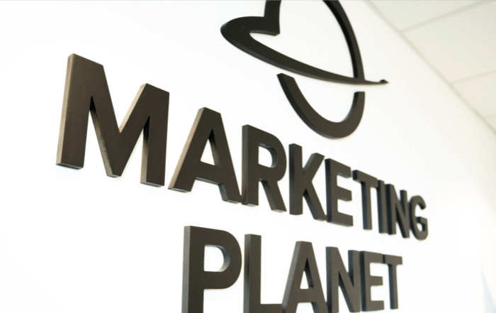 Marketing Planet Team im Meeting